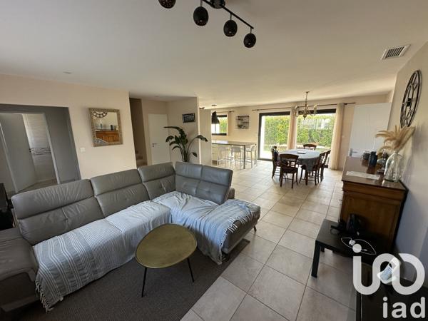 Maison 5 pièces de 149 m² à Sérignan (34410)