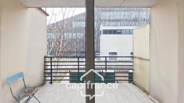 Bagnolet-A vendre studio 18,14 m2 avec terrasse 7 m2-Lumineux-bon état-5mn à pied métro L3 - Proche Montreuil