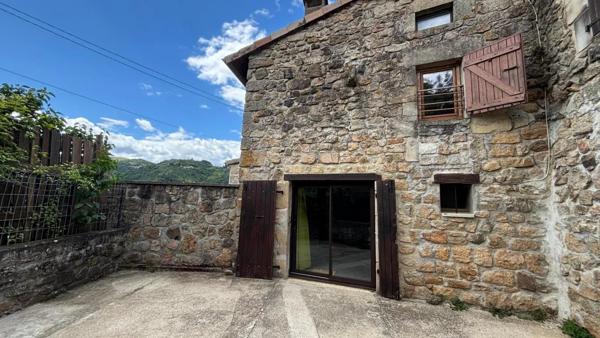 Maison à louer à Pranles (07000)