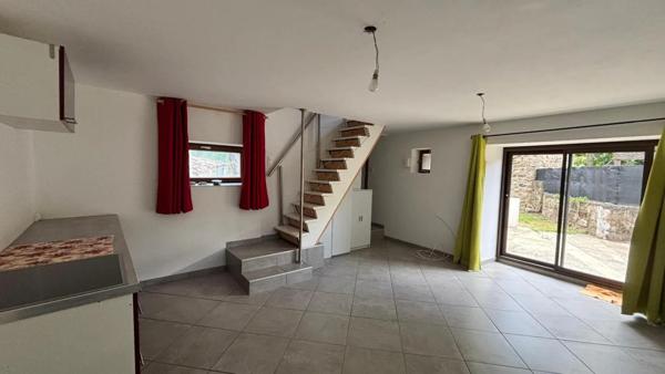 Maison à louer à Pranles (07000)