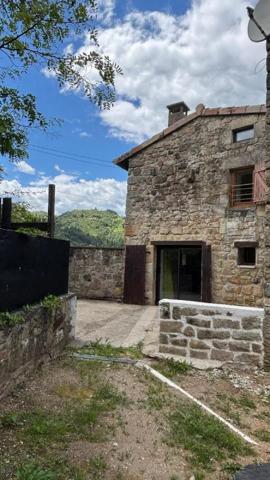 Maison à louer à Pranles (07000)
