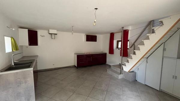 Maison à louer à Pranles (07000)