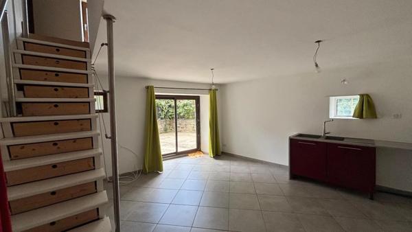 Maison à louer à Pranles (07000)