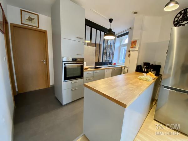 3%.COM - En EXCLUSIVITÉ - À WOLFISHEIM (rue du Moulin), MAGNIFIQUE appartement de 3 pièces d’environ 86m². Wolfisheim (67202)