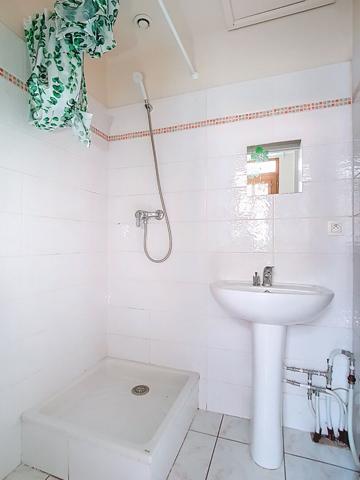 A louer PAU Centre Appartement T1 bis de 29.43 m² en rez-de-chaussée sur cour