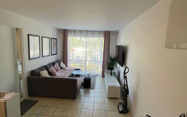 Appartement à louer    2 pièces •  Esbly