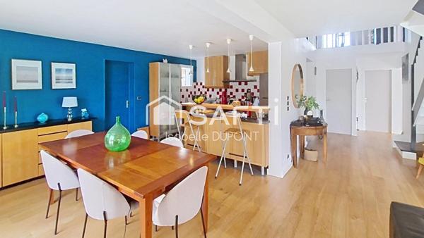 LE HAILLAN : MAISON AU CALME, 4 CHAMBRES, PISCINE, GARAGE