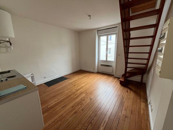 Appartement Nantes 2 pièce(s) 29 m2,  
Nantes 44000
