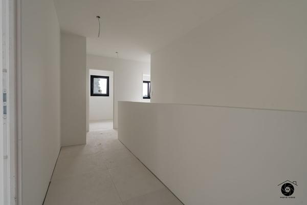 Maison neuve à MAZE de 128 m² 5 pièce(s)