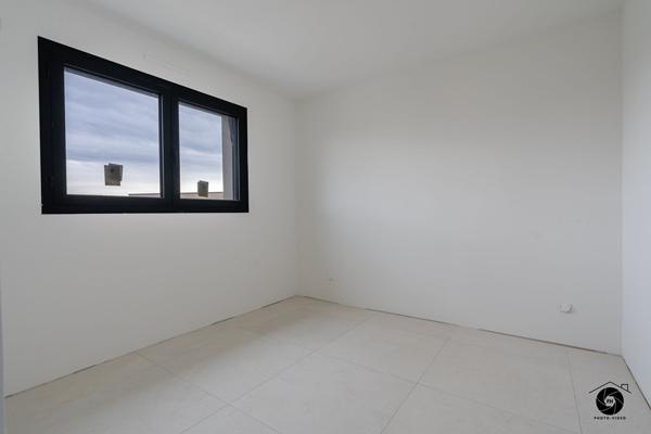 Maison neuve à MAZE de 128 m² 5 pièce(s)