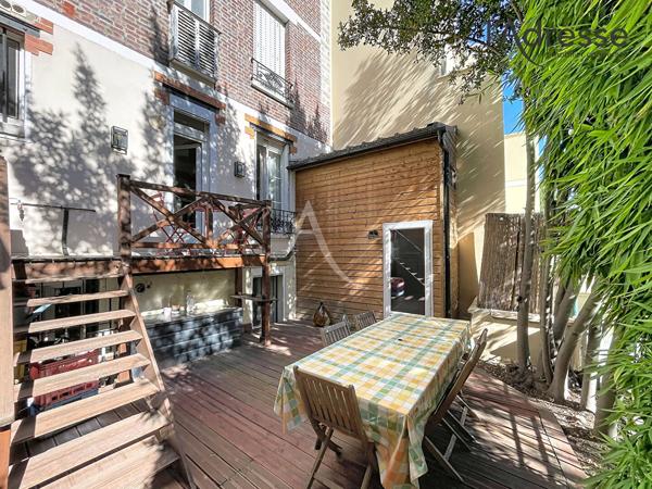 Appartement duplex terrasse Suresnes 3 pièce(s) de 65,46m2 ( 70m2 avec placards et bibliothèque)