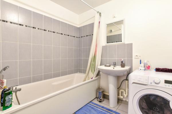 Appartement Brie Comte Robert 2 pièce(s) 40.64 m2