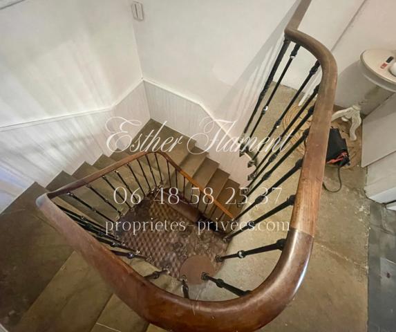 APPARTEMENT DUPLEX DANS IMMEUBLE DE CARACTERE 95 M2