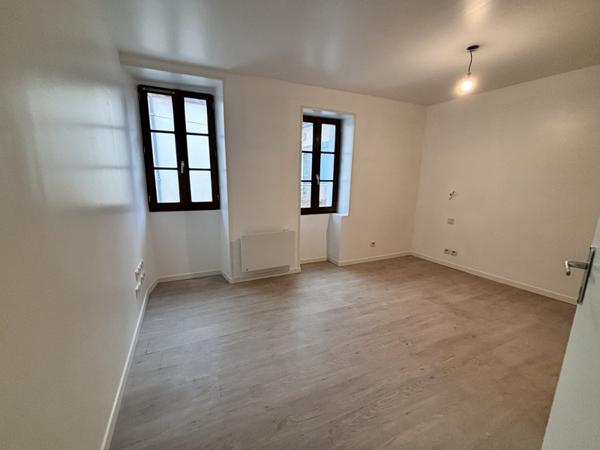 Maison à louer 590 € CC Salies-de-Béarn 2 p 38 m² DPE D