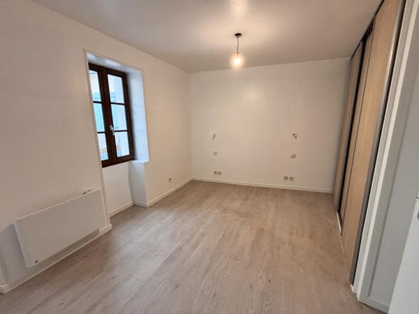 Maison à louer 590 € CC Salies-de-Béarn 2 p 38 m² DPE D