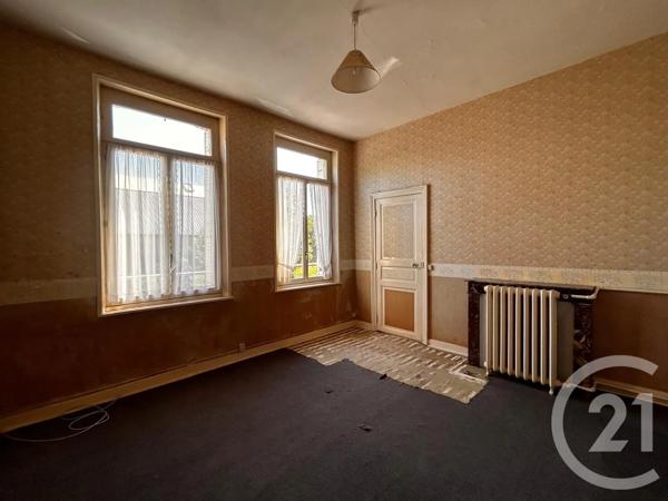 Maison à vendre  6 pièces - 170 m 2   GUISE  - 02