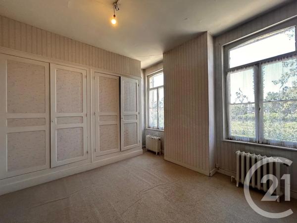 Maison à vendre  6 pièces - 170 m 2   GUISE  - 02