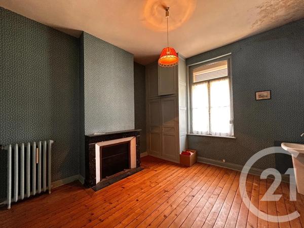 Maison à vendre  6 pièces - 170 m 2   GUISE  - 02