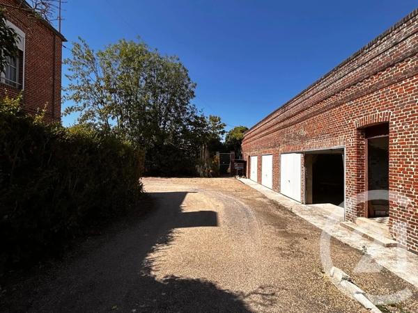 Maison à vendre  6 pièces - 170 m 2   GUISE  - 02