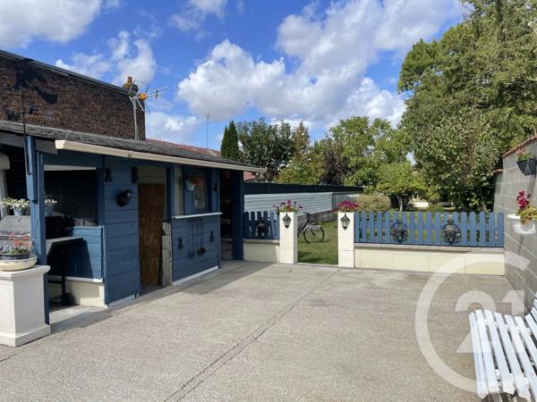 Maison à vendre  6 pièces - 170 m 2   GUISE  - 02