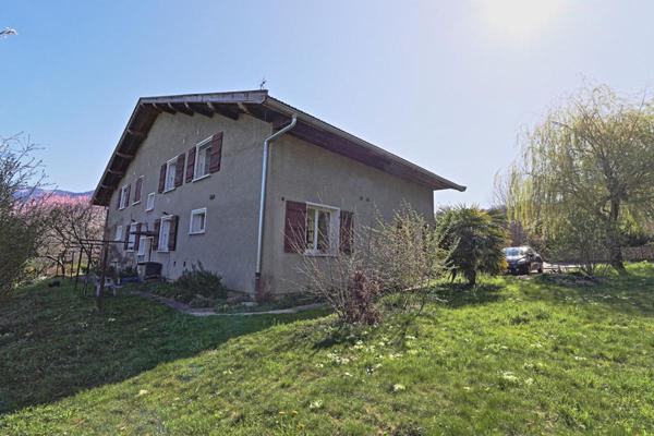 Maison mitoyenne Annecy Le Vieux 7 pièces 160 m², parcelle de 636 m²