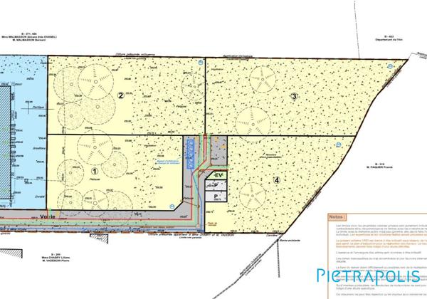TERRAIN N°3 de 684m2 CONSTRUCTIBLE - centre SAINT TRIVIER S/MOIGNANS
