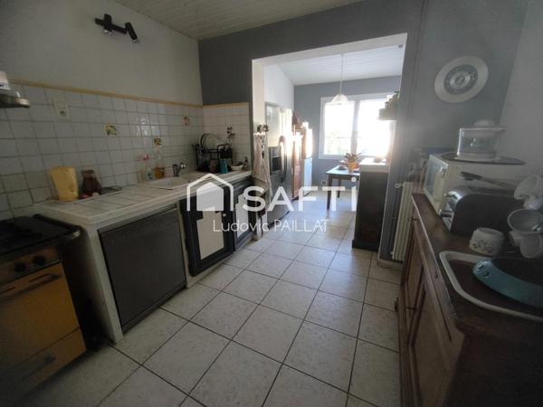 Maison familiale en bon état et parfaitement placée dans le quartier Capeyron