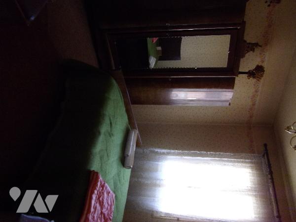 Ensemble immobilier à usage d'habitation et de commerce situé à MOREUIL (80110), avec jardin clos.