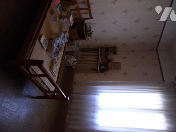 Ensemble immobilier à usage d'habitation et de commerce situé à MOREUIL (80110), avec jardin clos.