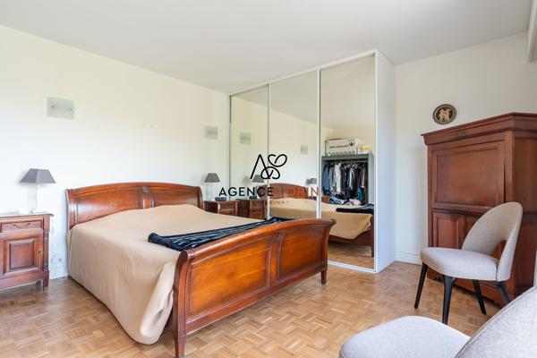 Appartement Le Vesinet 4 pièce(s) 121.43 m2 Le vesinet Appartement Le Vesinet 4 pièce(s) 121.43 m2 Le vesinet