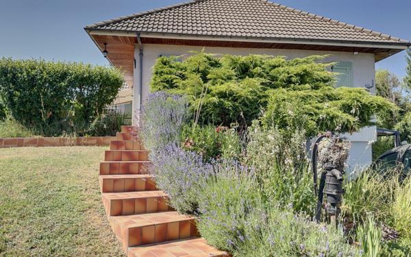 Maison à vendre    5 pièces •  Magny-sur-Tille