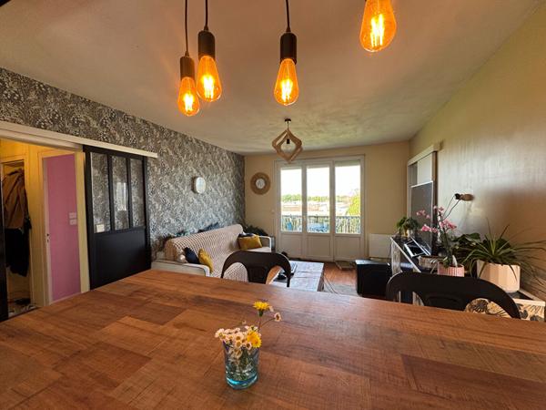 A 10 min de Rochefort : Tonnay-Charente Appartement 3 chambres, cave