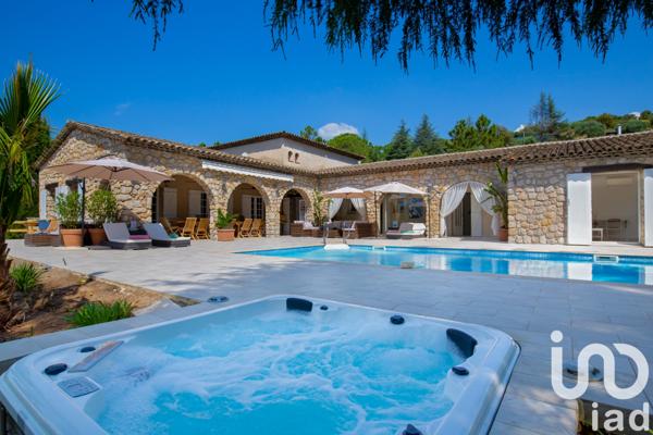 Maison à vendre 9 pièces 345 m² Peymeinade