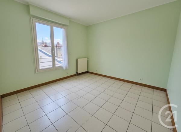 Appartement F4 à vendre  4 pièces - 79,50 m2 BOUSSY ST ANTOINE - 91