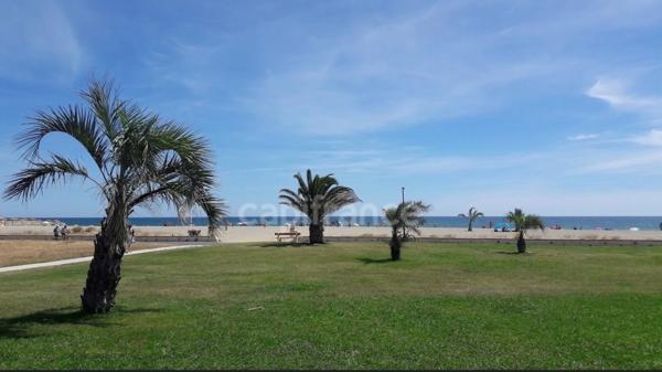 Appartement à vendre F3 dans maison à SAINT CYPRIEN PLAGE (66) avec grand jardin pouvant accueillir camping car et jacuzzi ou piscine