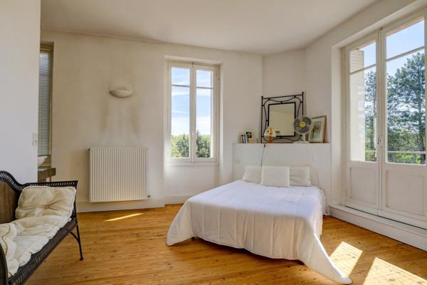 Vente Maison de ville Castres 15 Pièces 385 m²