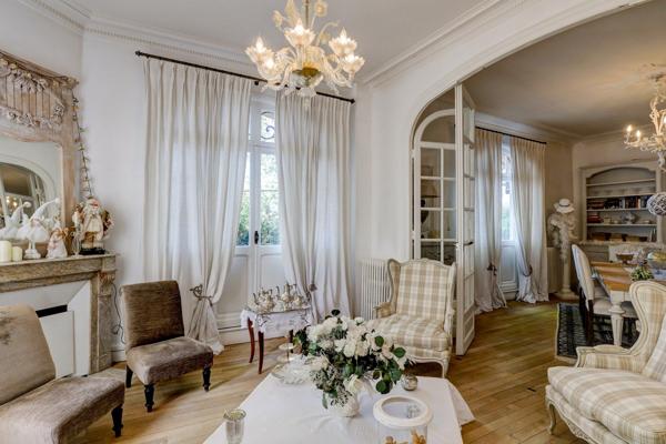 Vente Maison de ville Castres 15 Pièces 385 m²
