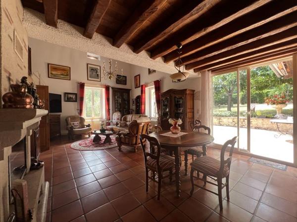 Maison à vendre |  Fals |  5 pièces | 200 m²