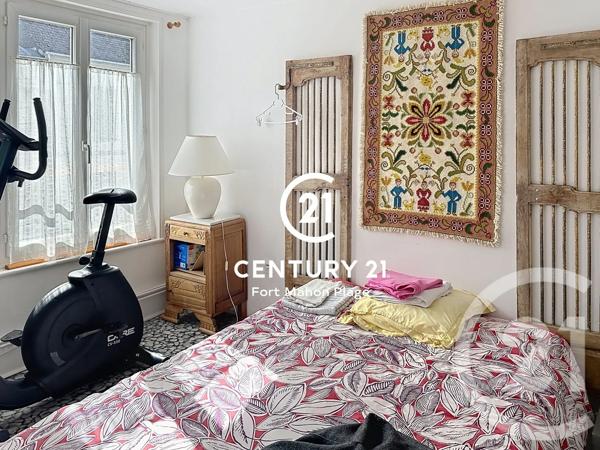 Maison à vendre  5 pièces - 146 m 2   ST VALERY SUR SOMME  - 80