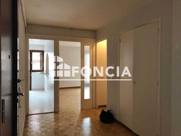 Location Appartement 3 pièces 72.09 m² - 194 RUE BRETEUIL Marseille 13006