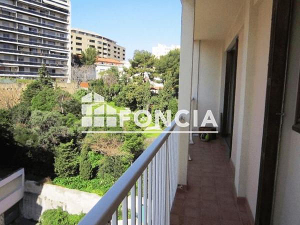 Location Appartement 3 pièces 72.09 m² - 194 RUE BRETEUIL Marseille 13006