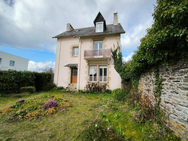 Grande Maison en Pierre