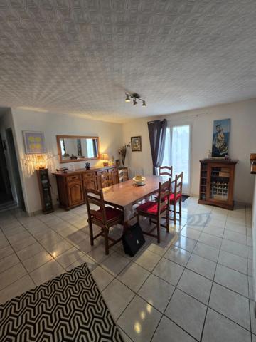 Maison à vendre 5 pièces 3 chambres jardin clos MAREUIL SUR LAY DISSAIS (85)