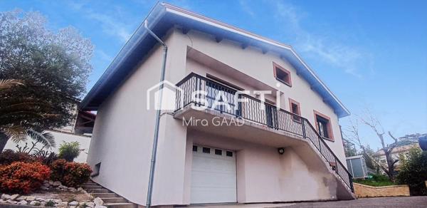 Grande maison rénovée centre Montastruc avec sous sol,piscine NEGOCIABLE !