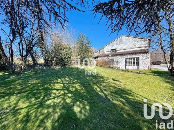Maison 5 pièces de 144 m² à Vienne-le-Château (51800)