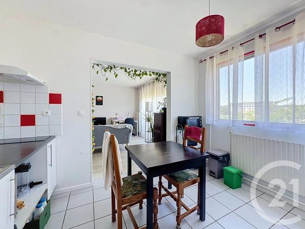 Appartement F2 à vendre  3 pièces - 49,77 m 2   VANDOEUVRE LES NANCY  - 54
