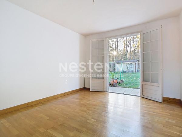 Maison avec vie de plain pied à vendre à Cublac côté la Rivière de Mansac - 5 chambres - Grand sous sol - Jardin arboré