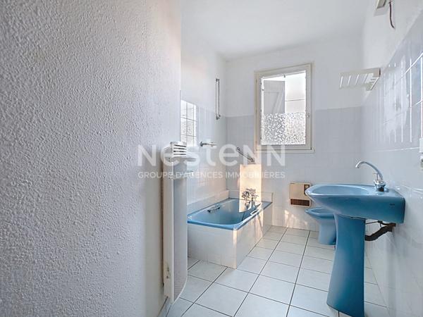 Maison avec vie de plain pied à vendre à Cublac côté la Rivière de Mansac - 5 chambres - Grand sous sol - Jardin arboré