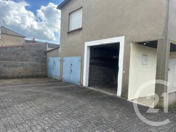 Maison à vendre  11 pièces - 213 m 2   YUTZ  - 57