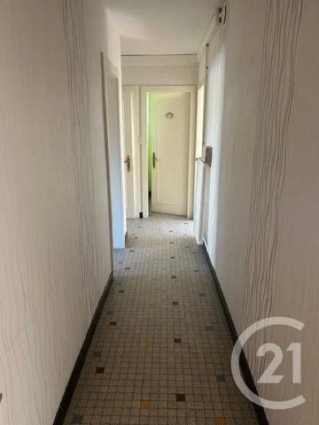 Maison à vendre  11 pièces - 213 m 2   YUTZ  - 57